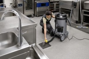 Karcher NT 48/1 Profesyonel Islak-Kuru Elektrikli Süpürge 1380 w