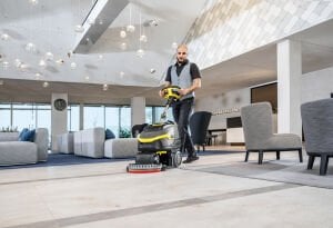 Karcher BD 38/12 Li-ion Akülü Zemin Temizleme Makinesi