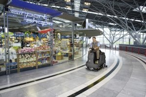 Karcher B 90 R Classic Akülü Binicili Zemin Temizleme Makinesi