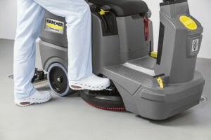 Karcher BD 50/70 R Classic Akülü Binicili Zemin Temizleme Makinesi