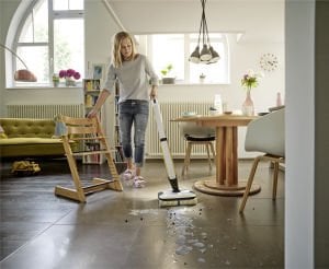 Karcher FC 7 Bataryalı Zemin Temizleme Makinesi
