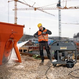 Karcher HDS 9/20-4 Classic Sıcak-Soğuk Basınçlı Yıkama Makinesi (200 bar)